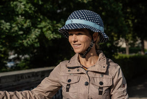 Yakkay tokyo skyline dots woman picture
